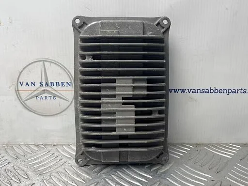 Module LED koplamp van een Mercedes GLC-Klasse