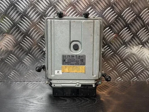 Computer Motormanagement van een Mercedes C-Klasse