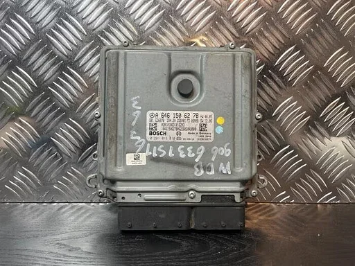 Computer Motormanagement van een Mercedes Sprinter
