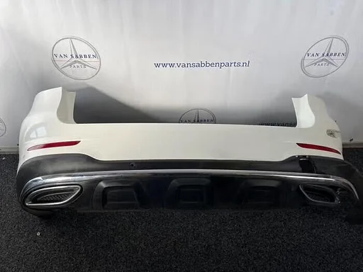 Achterbumper van een Mercedes GLC-Klasse (799)