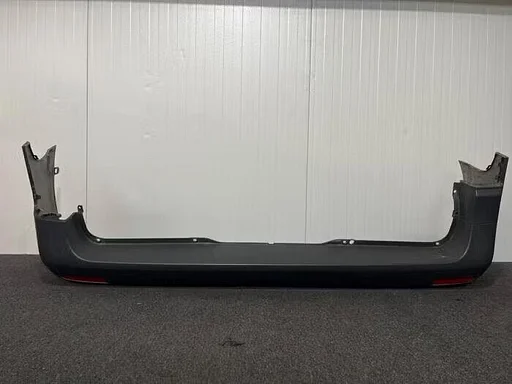 Achterbumper van een Mercedes Vito (XXX)