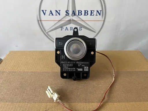 Bediening boordcomputer van een Mercedes E-Klasse