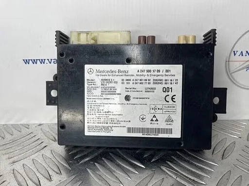 Radio module van een Mercedes Sprinter