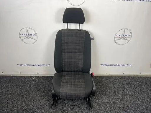 Stoel rechts van een Mercedes Sprinter