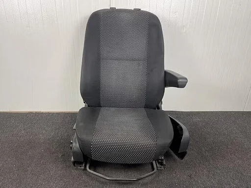 Stoel rechts van een Mercedes Sprinter