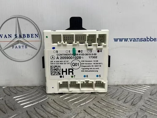 Centrale Deurvergrendelings Module van een Mercedes C-Klasse