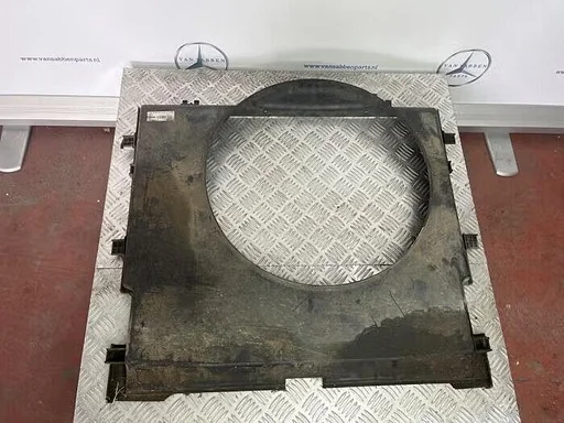 Koelvinhuis van een Mercedes Vito