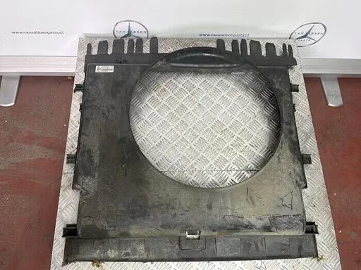 Koelvinhuis van een Mercedes Vito
