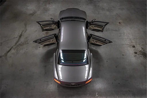 Bentley Flying Spur 4.0 V8 | Bitrubo | Dual tone interiour | Memory | Backseat Memory