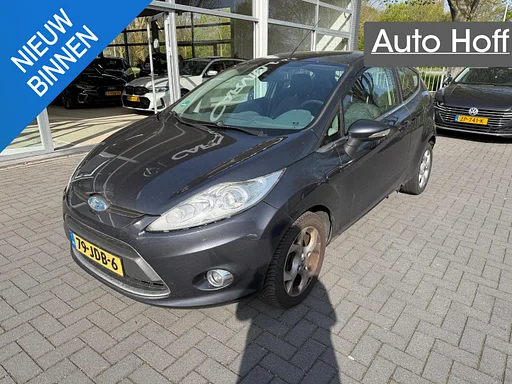 Ford Fiesta 1.25 Titanium | Autom. air conditioning | cruise control | LMV | Elekt. Ramen | PDC | APK tot 28-09-2026!