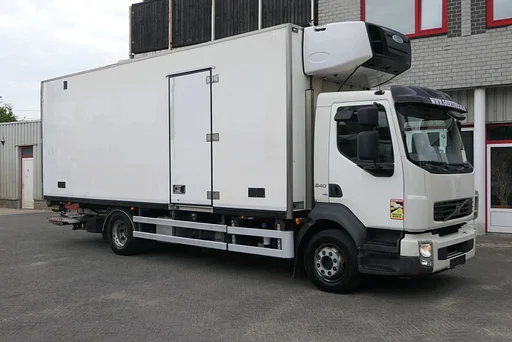 Volvo FL 240 | Carrier SUPRA 950Mt / Bi-temp | 3 Compartments | 465932Km | 2013 | 12Ton | 6 Cylinder | Dhollandia 1500Kg | TUV/MOT/APK 08-2026 | Luxembourg Truck