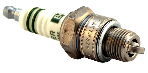 Volvo Bougie B20E+B20F+B30E+B30F NGK pr p stuk 273544 273524 273536 273528  140  145  164 P1800E P1800ES Volvo onderdeel nr 271410