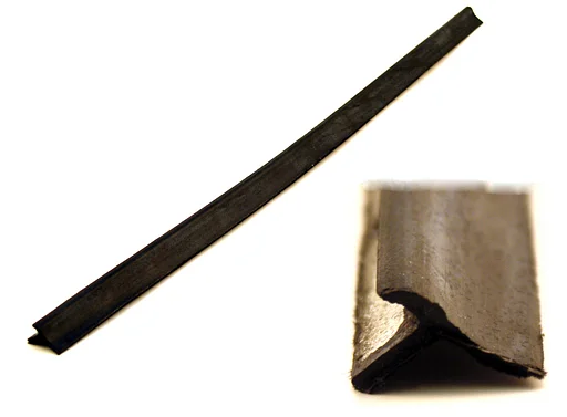 Volvo Rubber schraaprubber portier P1800 P1800E P1800ES origineel Volvo onderdeel nr 668258