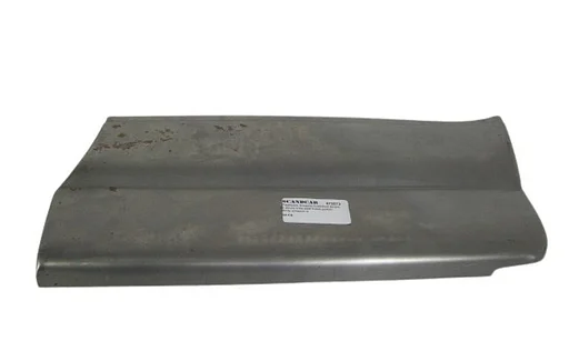 Volvo Plaatwerk Amazon hoekdeel dorpel 2 deurs links deel tusse portier 20cm hoog Volvo onderdeel nr 672073