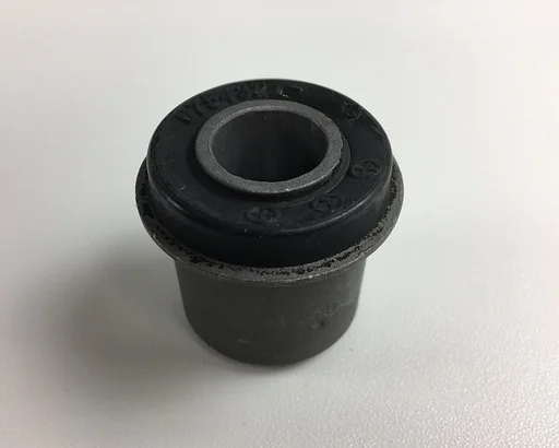Volvo Silentbloc vooras 140 boven draagarm rubber Volvo onderdeel nr 675432