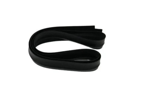 Volvo Rubber schuifdak 140+164+240+260 achter op dakplaat (92 cm lang) 1255334 3540456 Volvo onderdeel nr 681089