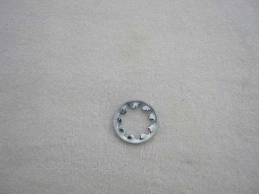 Volvo Veerring revet 3/8 remslang etc 17925 421167 906992 940108 60112788 Volvo onderdeel nr 942336