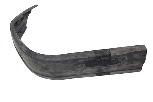 Volvo Rubber bumper achter 140+164 1974 rechts Volvo onderdeel nr 1213640