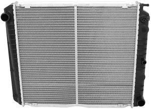 Volvo Radiateur 240+740+940+960 handgeschakeld benzine zonder airco Volvo onderdeel nr 8601126_B