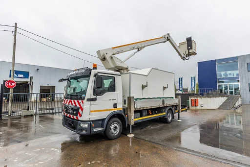 MAN TGL 12.220 BB - DANILFT WDT 180S