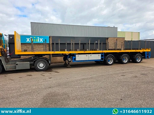 Broshuis 3-ass. Vlakke dubbel (2x) uitschuifbare oplegger // 3x gestuurd