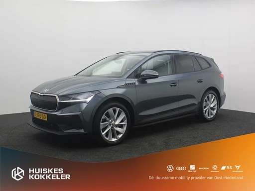 Skoda Enyaq iV 60 1st Edition 180pk automática Warmtepomp, Achteruitrijcamera, navigatie, Adaptive Controle de cruzeiro, LED matrix koplampen, Stuurwiel verwarmd, Parkeersensoren, assentos aquecidos