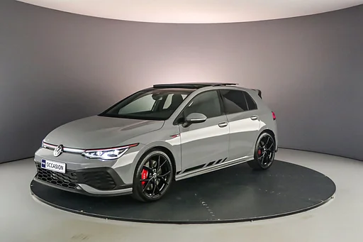 Volkswagen Golf GTI Clubsport 2.0 TSI 300pk DSG automatico Tetto Pano Adaptive Cruise Control, LED matrix koplampen, navigatie, Stuurwiel verwarmd, Parkeersensoren, Stoelverwarming, 19 inch velgen, App connect