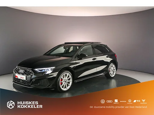 Audi A3 Sportback S Edition Competition 45 TFSI e | Pano | Matrix | Keyless | assentos aquecidos | Navi | CarPlay | Privacyglas | 18 inch |