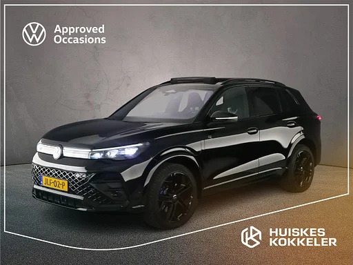 Volkswagen Tiguan R-Line Edition 1.5 TSI eHybrid 272pk DSG automatic trailer coupling panorama roof Black Style, navigatie, 360 camera Adaptive cruise control, Achteruitrijcamera