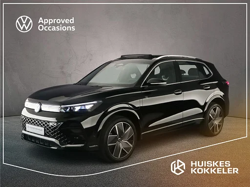 Volkswagen Tiguan R-Line Edition 1.5 TSI eHybrid 272pk DSG automatic trailer coupling panorama roof Adaptive cruise control, LED koplampen, Achteruitrijcamera, Elektrische achterklep