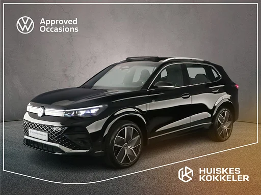 Volkswagen Tiguan 1.5 eHybrid R-Line Edition 272pk DSG Automaat, panorama roof trailer coupling Adaptive cruise control, Stoelverwarming, Stuurwiel verwarmd, Elektrische achterklep, parking sensors
