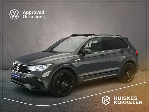 Volkswagen Tiguan R-Line Business+ 1.5 TSI 150pk DSG automatico auto da rimorchio Tetto Pano Adaptive Cruise Control, Black style, Achteruitrijcamera, LED matrix koplampen