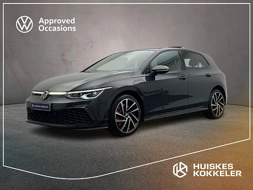 Volkswagen Golf GTE 1.4 TSI eHybrid 245pk DSG automatic panorama roof Adaptive cruise control, navigatie, Stoelverwarming, Head up display, Achteruitrijcamera