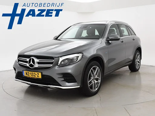 Mercedes-Benz GLC 350 + WEGKL. auto da rimorchio / PANORAMA / LEDER / macchina fotografica