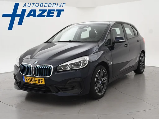 BMW 225 Active Tourer + sedili riscaldati / AFN. auto da rimorchio / navigatie