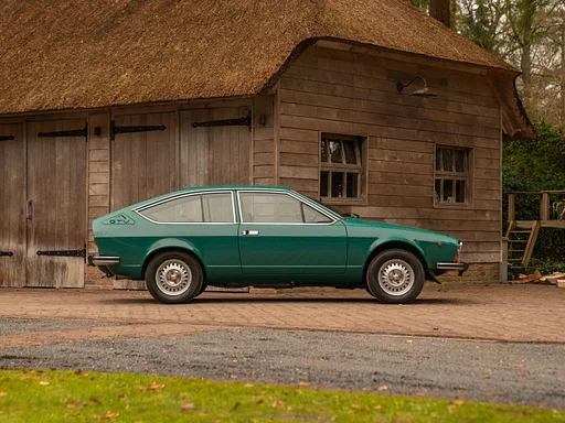 Alfa Romeo Alfetta GTV 2000