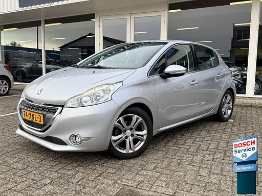 Peugeot 208 1.6 VTi Allure | Navi | Bluetooth | Cruise | ECC | Regen- en Lichtsensor | auto da rimorchio