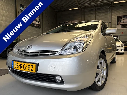 Toyota Prius 1.5 VVT-i klimatyzacja Tempomat JBL, Navi