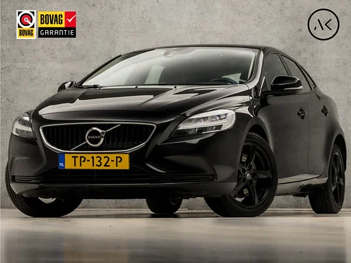 Volvo V40 1.5 T3 Black Sport 153Pk automata (NAVIGATIE, CLIMATE, STOELVERWARMING, LED KOPLAMPEN, SPORTSTOELEN, PARKEERSENSOREN, Sebességtartó automatika NIEUWSTAAT)