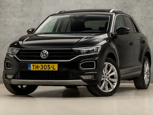 Volkswagen T-Roc 1.5 TSI Sport 150Pk (PANORAMADAK, VIRTUAL COCKPIT, APPLE CARPLAY, LEDER, SPORTSTOELEN, GETINT GLAS, ADAPTIVE Cruise Control LED KOPLAMPEN, NIEUWSTAAT)