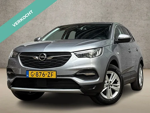 Opel Grandland X 1.2 Turbo Sport (APPLE CARPLAY, GROOT NAVI, CLIMATE, LEDER, trailer coupling KEYLESS, SPORTSTOELEN, GETINT GLAS, ELEK ACHTERKLEP, NIEUWSTAAT)
