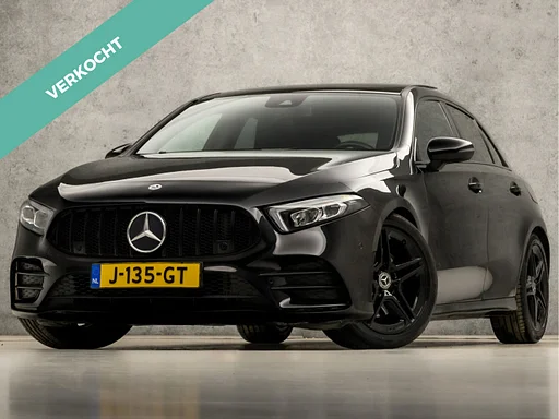 Mercedes-Benz A 220 AMG Sport 191Pk automatico (SCHUIFDAK, SFEERVERLICHTING, APPLE CARPLAY, GROOT NAVI, LEDER/ALCANTARA, STOELVERWARMING, WIDESCREEN, macchina fotografica NIEUWSTAAT)