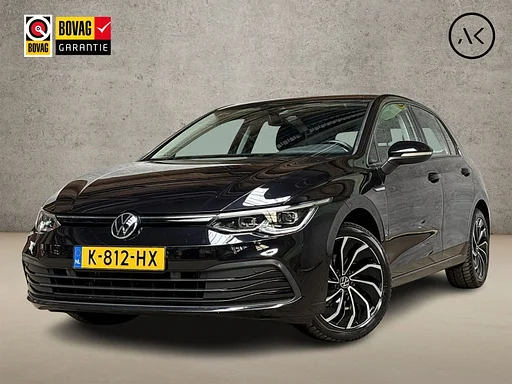 Volkswagen Golf 1.5 TSI Sport (4 CILINDER, APPLE CARPLAY, GROOT NAVI, STUUR/STOELVERWARMING, KEYLESS, SPORTSTOELEN, PARKEERSENSOREN, Sebességtartó automatika NIEUWSTAAT)