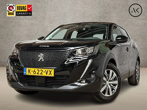 Peugeot 2008 1.2 PureTech Sport (APPLE CARPLAY, navigatie, LANE ASSIST, auto da rimorchio PARKEERSENSOREN, SPORTSTOELEN, Cruise Control nuovo APK, NIEUWSTAAT)