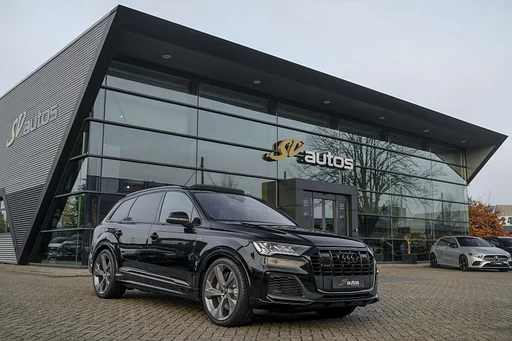 Audi Q7 55 TFSIe 380pk Quattro Pano tető légrugózás RS-Leder ACC BlackOptic VirtualCockpit Navi-High Matrix Keyless fényképezőgép 22''