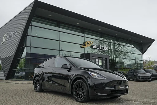 Tesla Model Y RWD 58 kWh Autopilot *BTW* *SOH 93%* 1 ° proprietario Black Edition NLauto 20" LMV