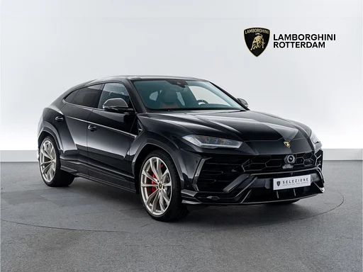 Lamborghini Urus 4.0 V8 | BTW auto | Rear seat entertainent | Full Carbon