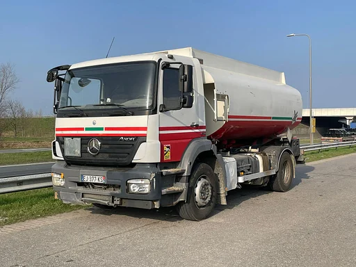 Mercedes-Benz MercedesBenz Axor 1829 13.500L Fuel Truck