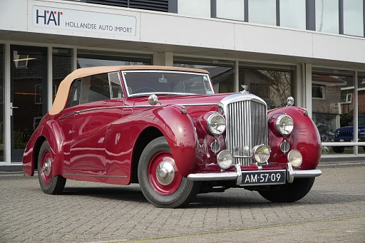 Bentley MK VI Drophead Coupe by Abbott MK VI