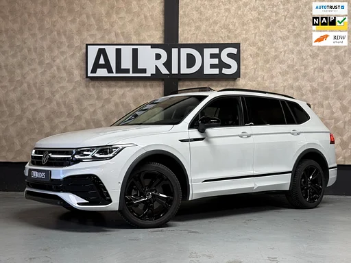 Volkswagen Tiguan Allspace 2.0 TSI R-Line | Pano | 7P | sfeerverlichting | fényképezőgép | carplay